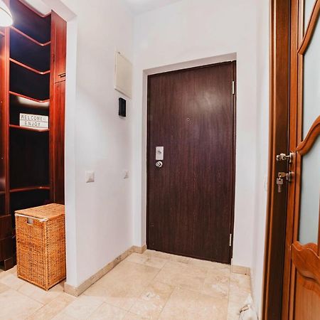 Seasons Atmosphere Studio Apartment Брашов Екстериор снимка